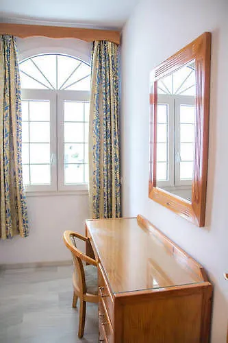 At Almoraide Rooms Suites (Adults Only) Nerja 0*,