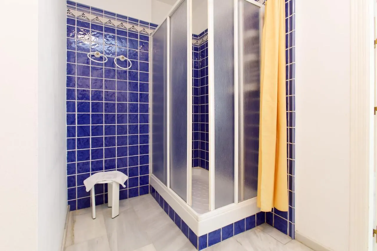 Apts Almoraide Suites - Adults Recommended Nerja 0*,  Espagne